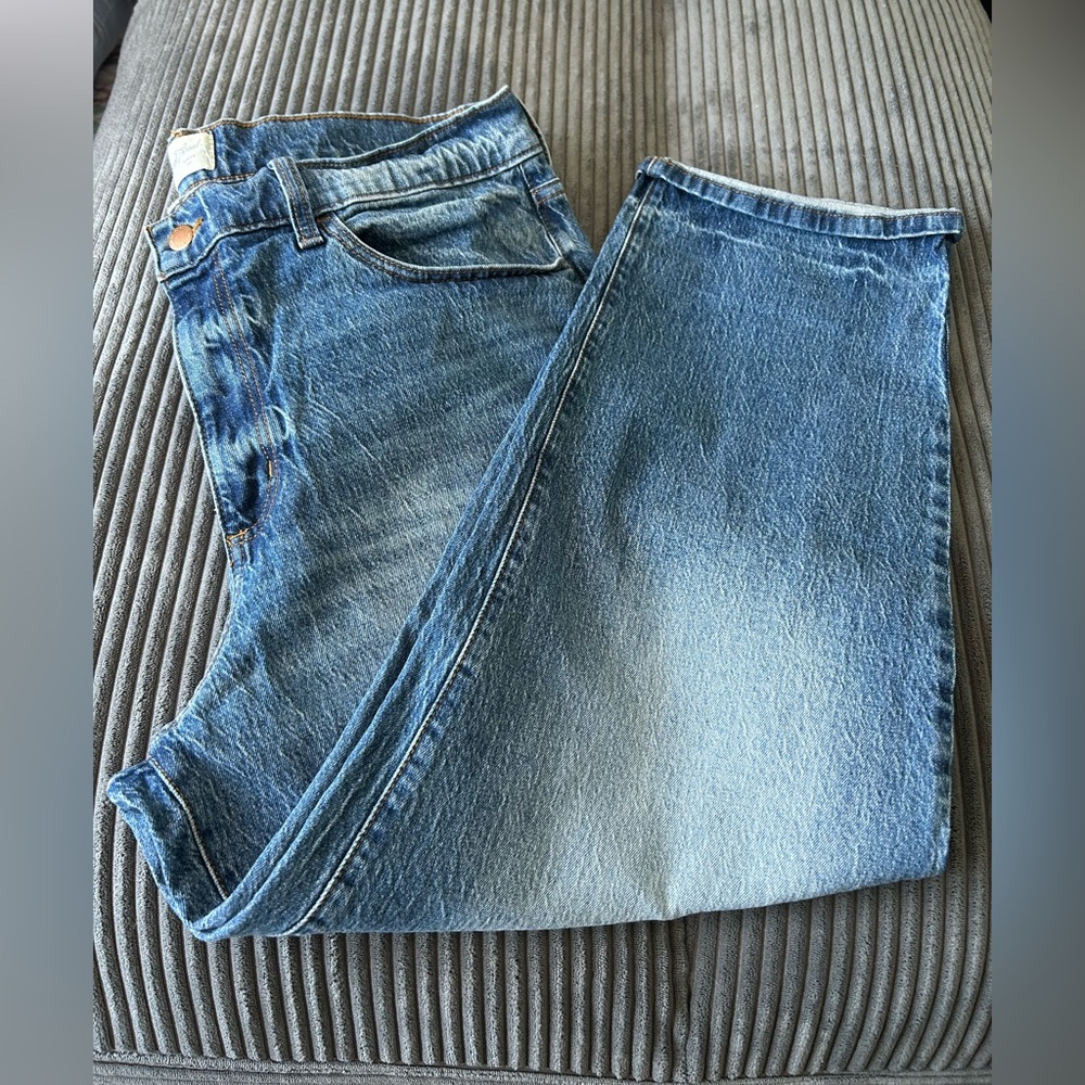 Universal Thread jeans